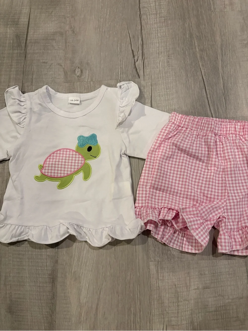 Toddler Boutique Girl Turtle Shorts Set..18-24M